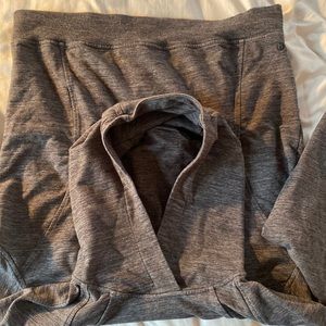 LuLu lemon grey sweatshirt